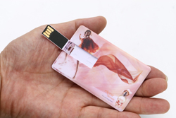薄型カード型USBメモリ 両面フルカラーのカード型USB!